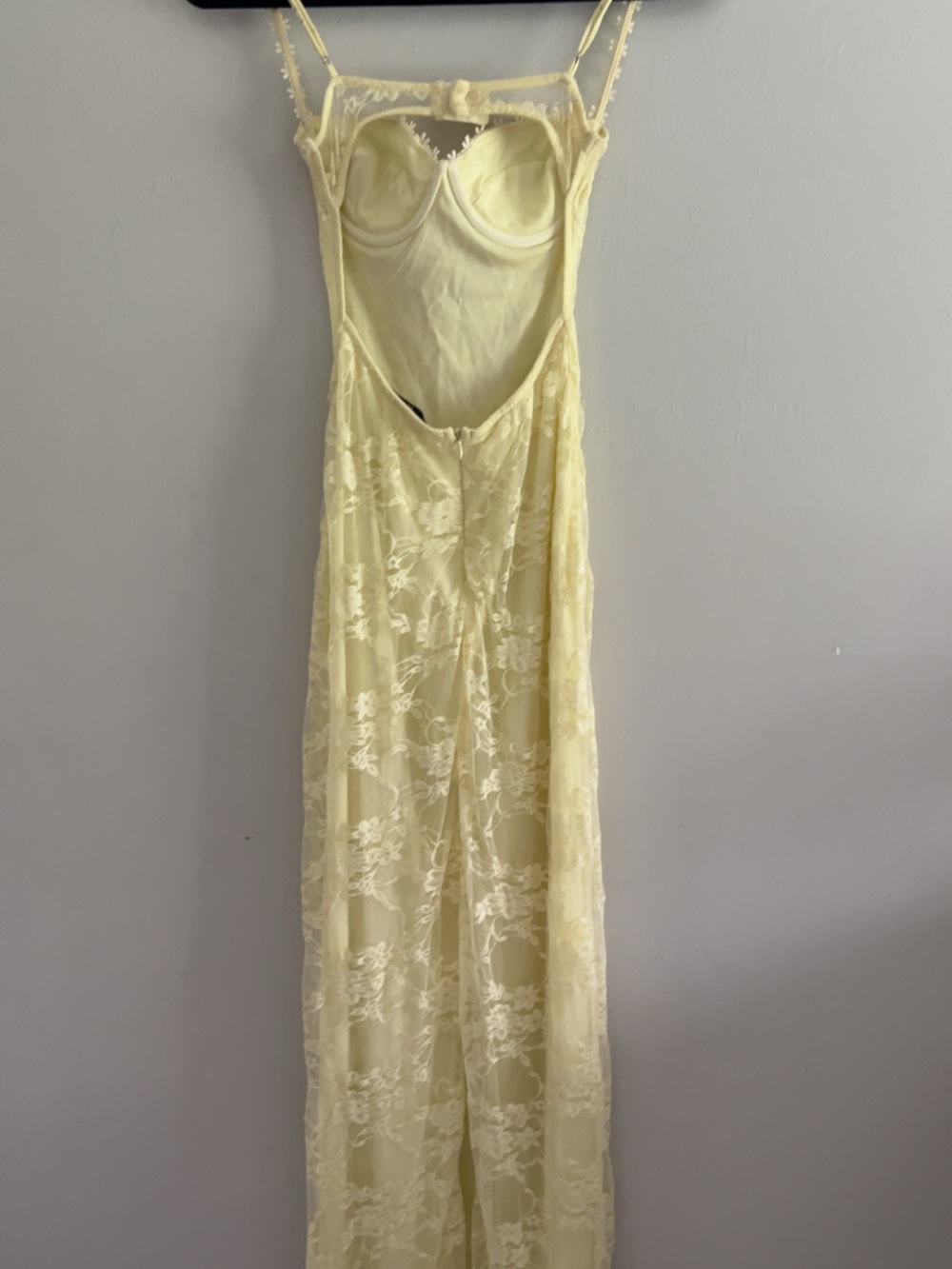Lucy in the Sky Pale Yellow Lace Backless Slip Dress - Picture 2 of 4